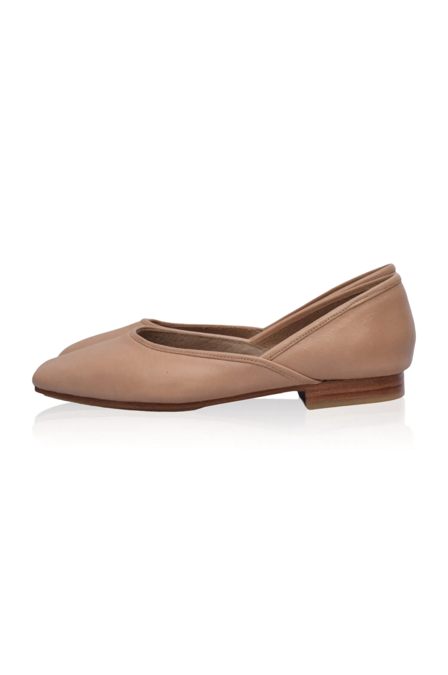 Amore Square Toe Ballet Flats in Beige