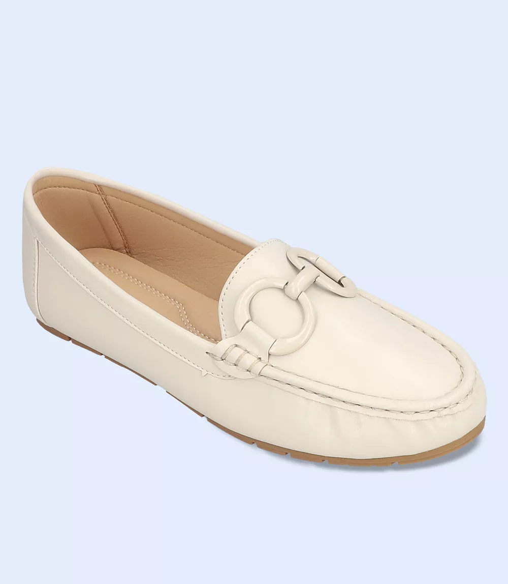 BW8462-FAWN-Women Comfort Moccasins