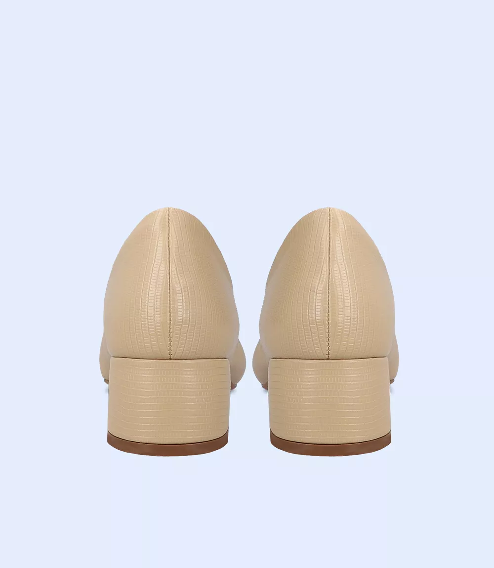 BW8641-BEIGE-Women Casual Court Shoes