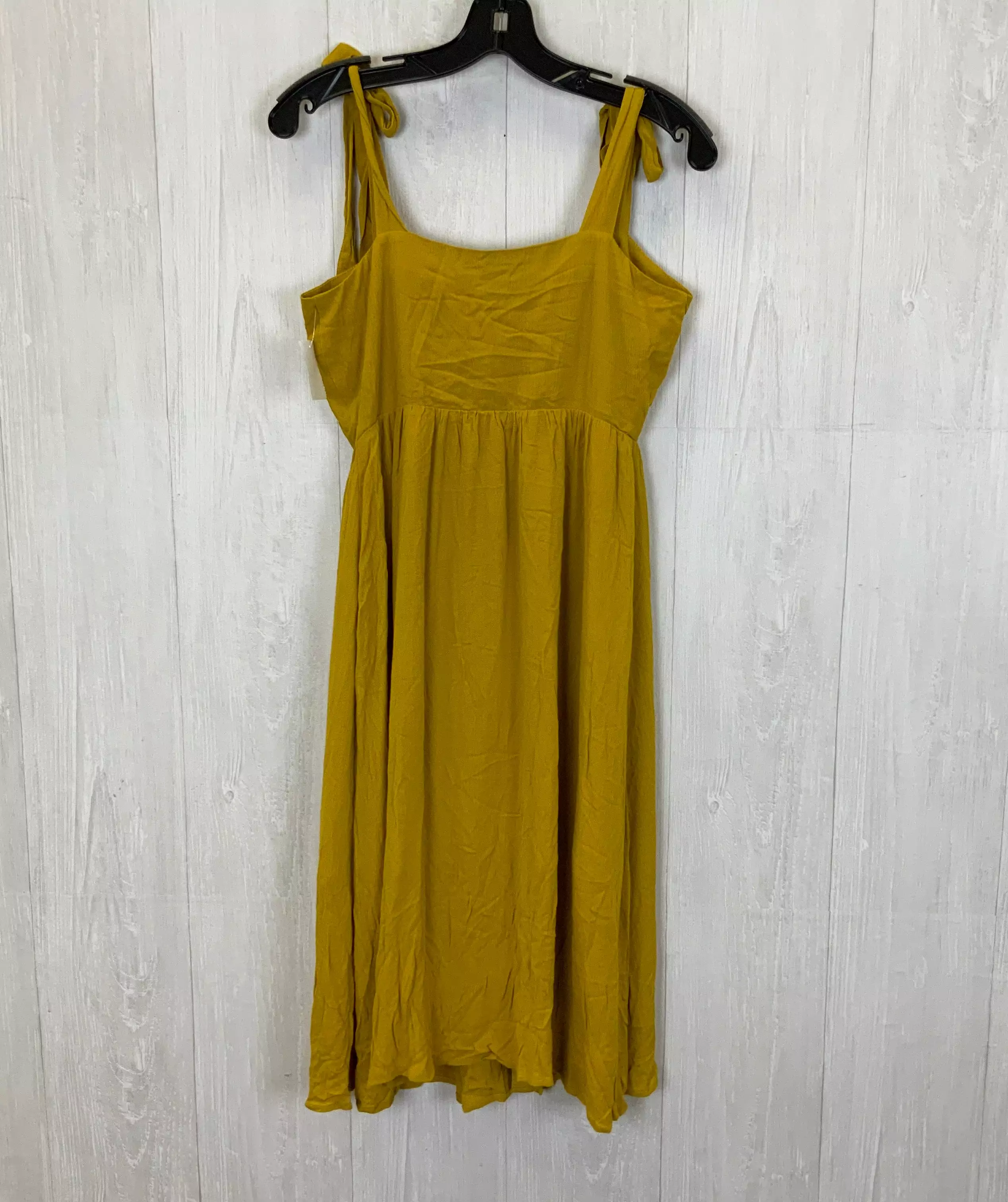 Dress Casual Midi By Forever 21  Size: M