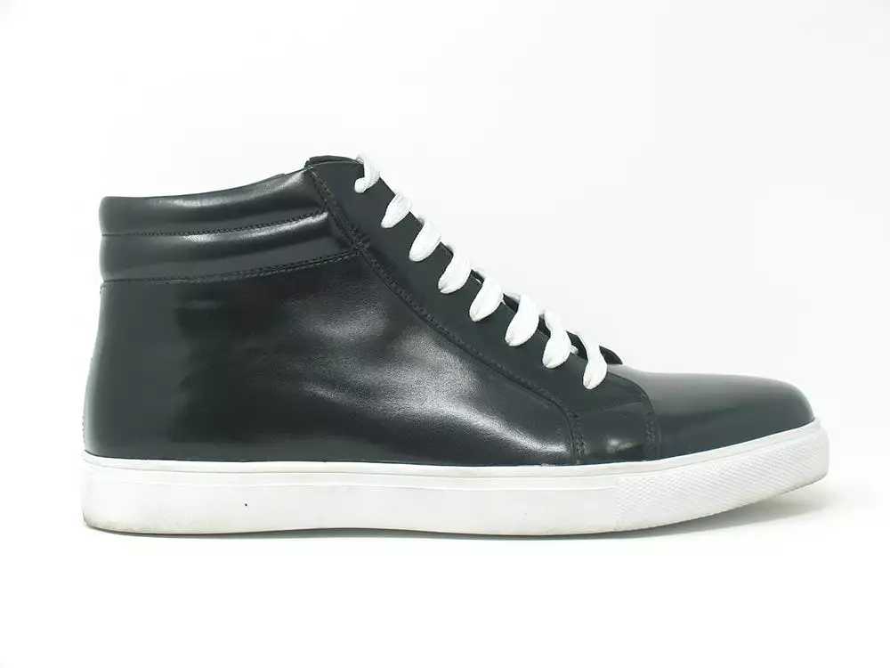 High Top Side Zipper Leather Sneaker