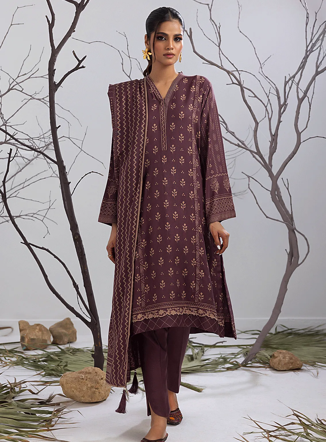 Lakhany Printed Cashmi Vool Unstitched 3 Piece Suit - LSM23CV LG-ZH-0099-B