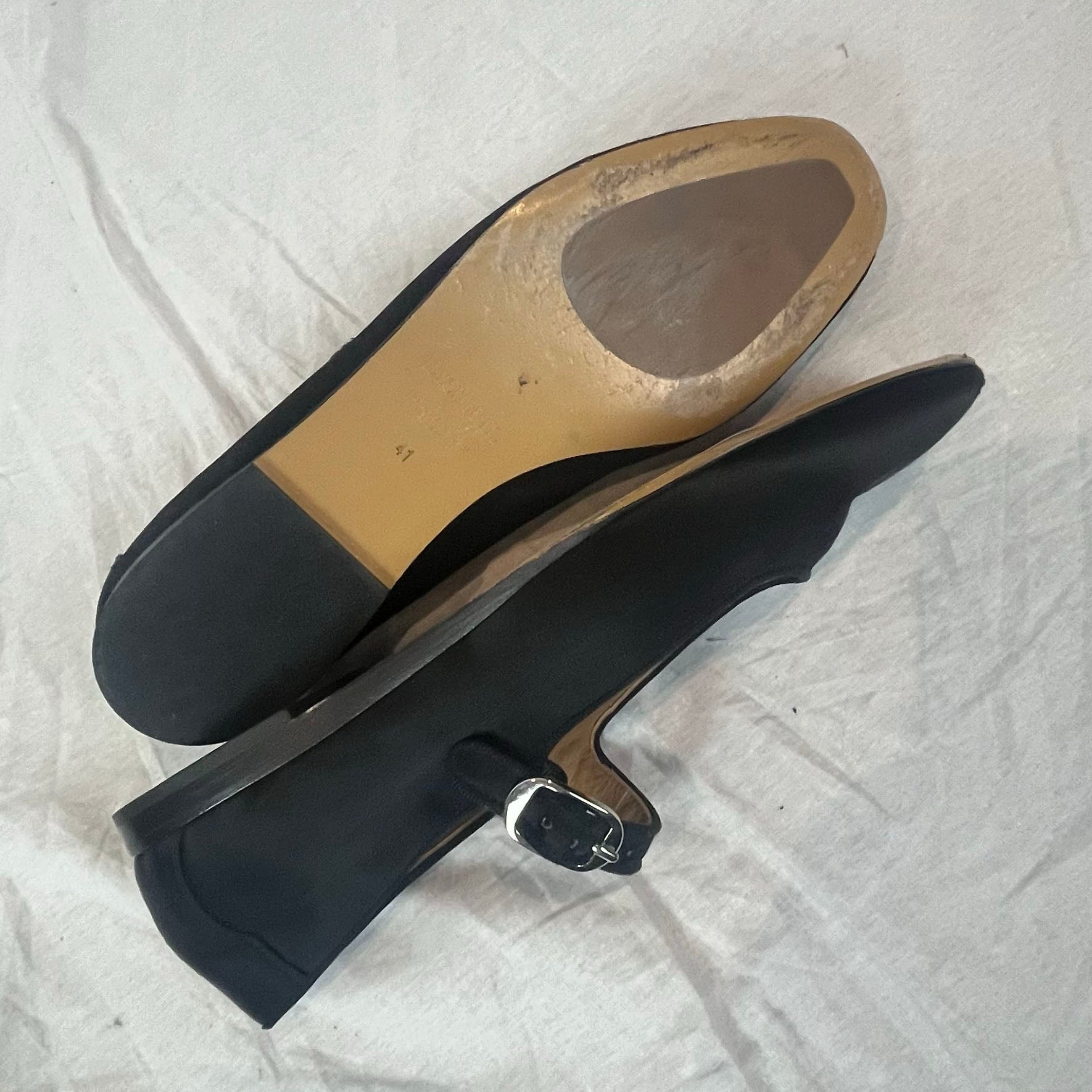 Le Monde Beryl 395 Black Silk Maryjane Flats 41